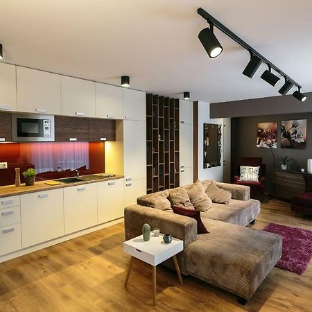 Doczy Private Apartment Debrecen Luaran gambar