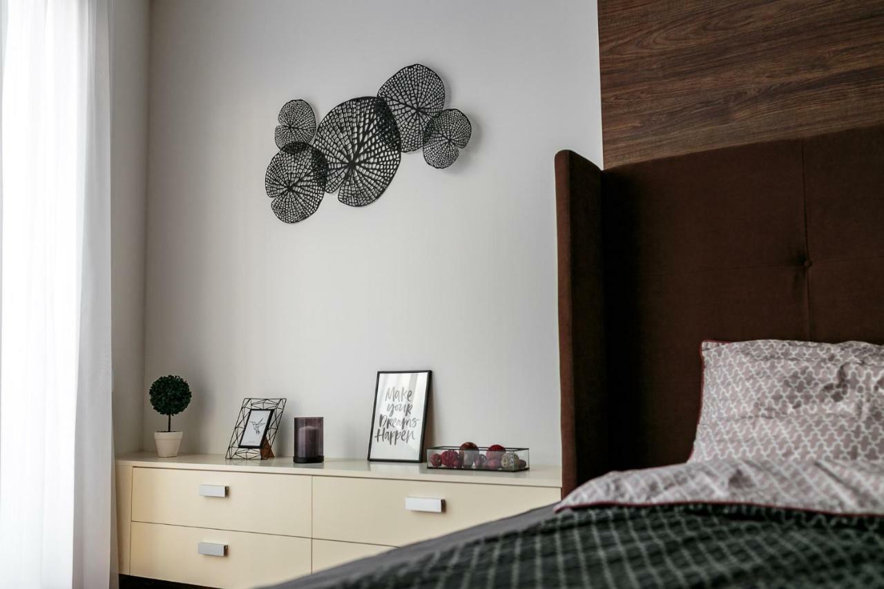 Doczy Private Apartment Debrecen Luaran gambar