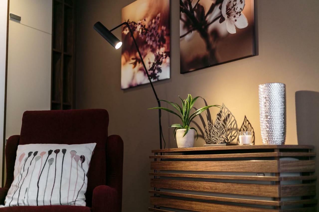 Doczy Private Apartment Debrecen Luaran gambar